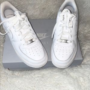 Nike Air Force 1